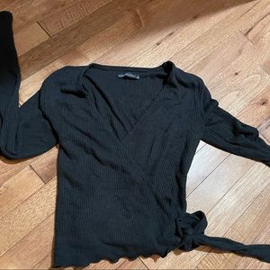 Abercrombie & Fitch wrap top